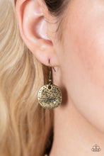Load image into Gallery viewer, Spot On Sparkle - Brass