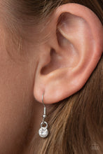 Load image into Gallery viewer, Envious Extravagance - Black