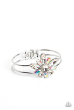 Load image into Gallery viewer, Chic Corsage - White