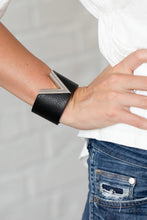 Load image into Gallery viewer, Claws Out - Black - Paparazzi Bracelet
