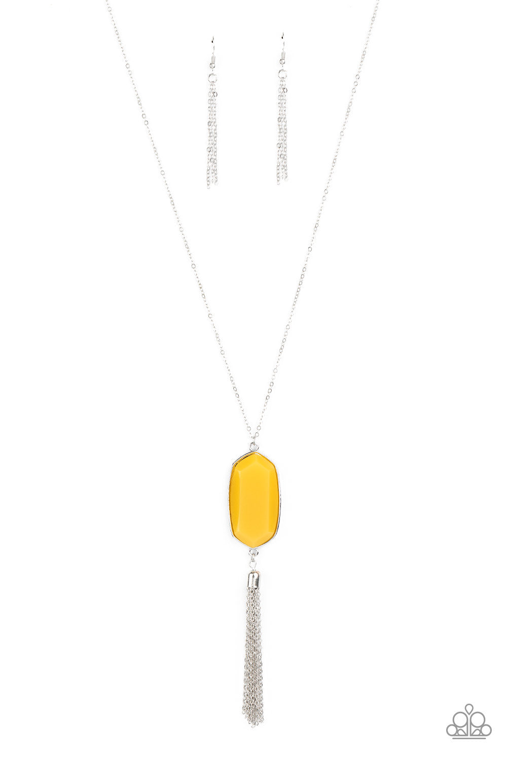 Featuring a faceted surface, a dewy yellow acrylic gem swings from the bottom of a lengthened silver chain. A shimmery silver chain tassel attaches to the bottom of the colorful pendant, adding flirtatious movement. Features an adjustable clasp closure.