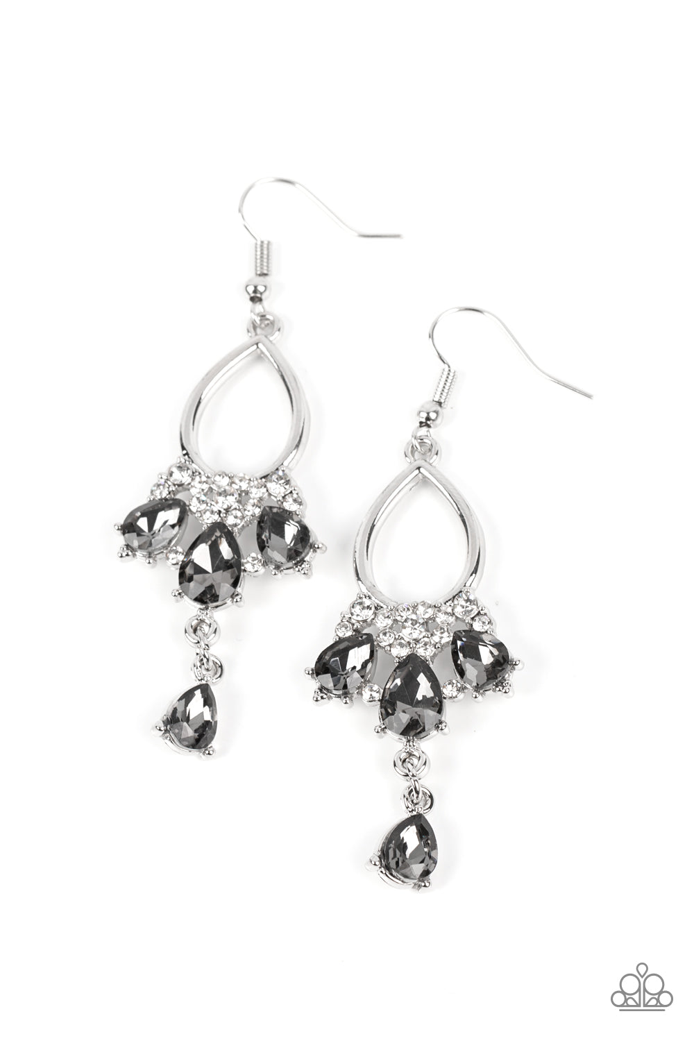 Paparazzi deals chandelier earrings