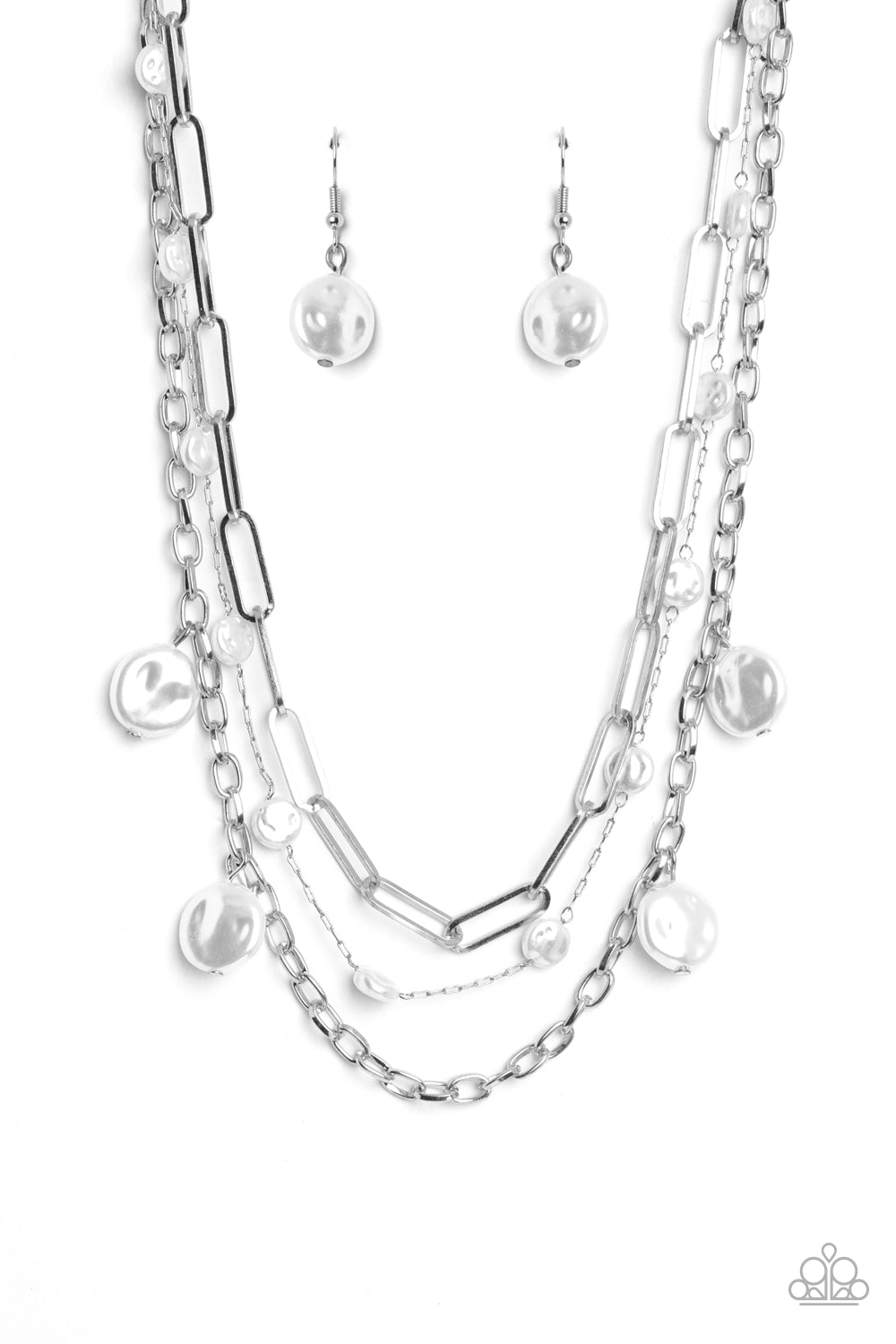 Wildland wonderland silver hot sale necklace paparazzi