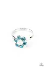 Load image into Gallery viewer, ♥ Starlet Shimmer Rings ♥ Pack of 5 Rings ♥ Paparazzi ♥
